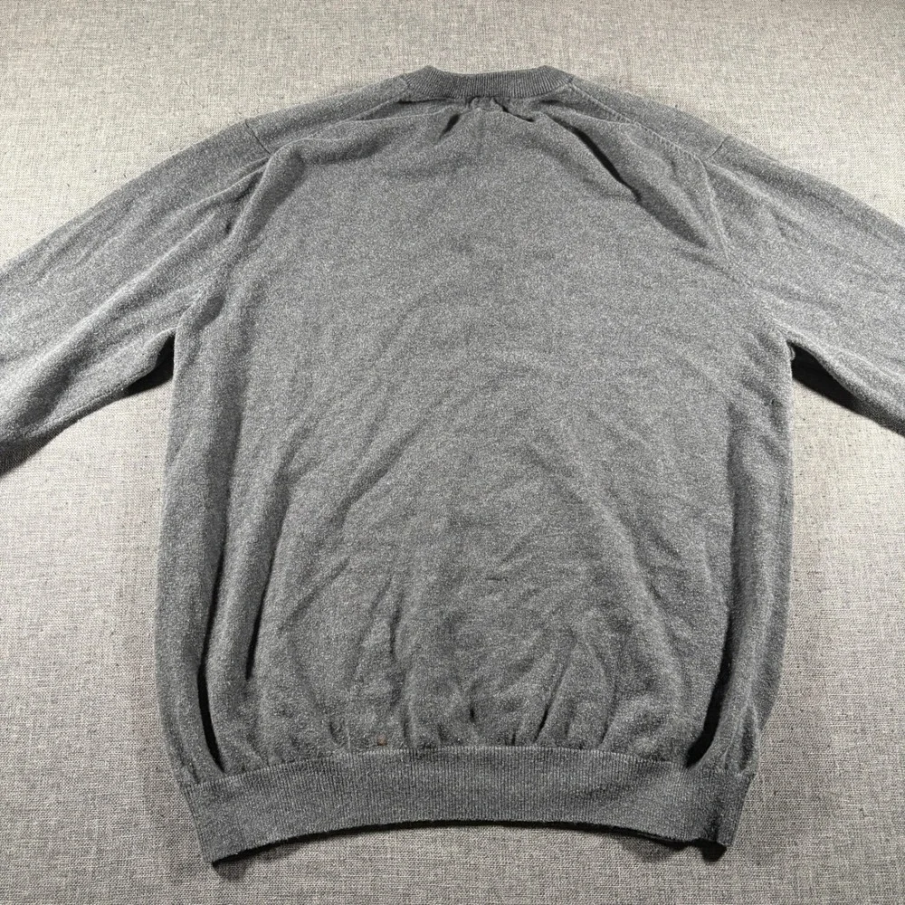 J. Hilburn V-Neck Sweater Mens‎ Large Grey Long Sleeve Pullover Soft Minimalist